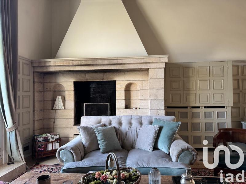 Maison - 400 m² - 8 pièces