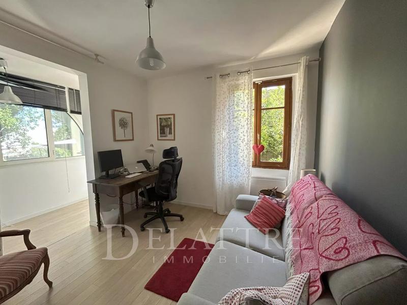 Villa - 160 m² - 8 pièces