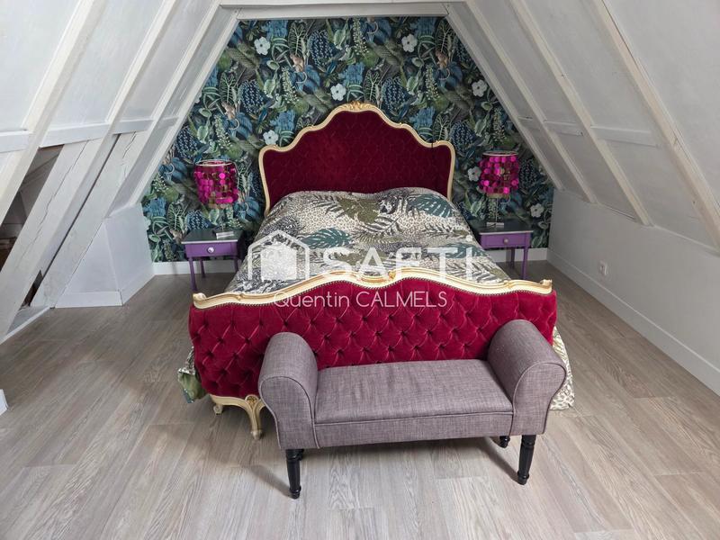 Maison - 220 m² - 4 pièces