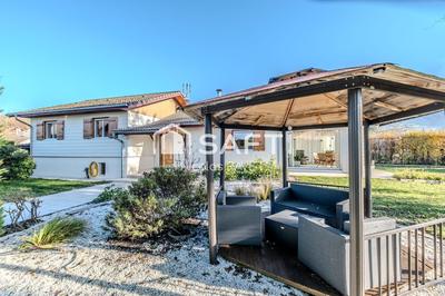 Maison - 133 m² - 5 pièces