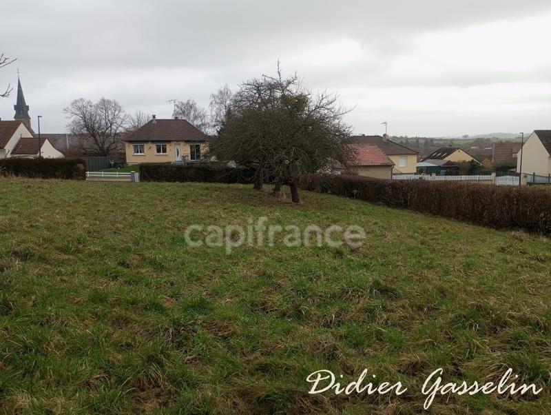 Terrain constructible - 1 089 m²