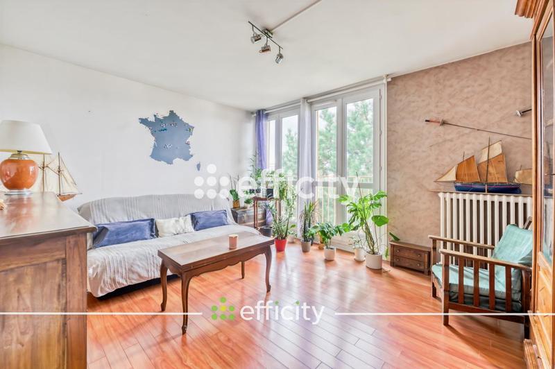 Appartement ancien - 72 m² - 4 pièces