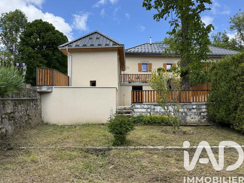 Maison - 150 m² - 5 pièces