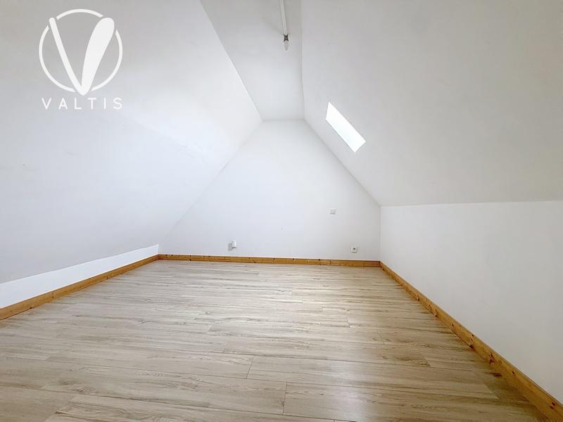 Maison - 137 m² - 6 pièces