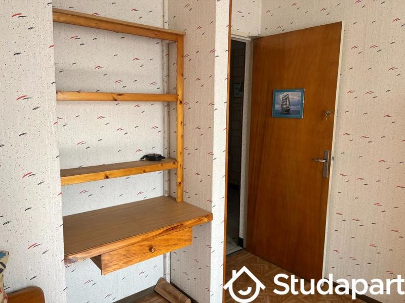 Chambre - 12 m² - 1 pièce