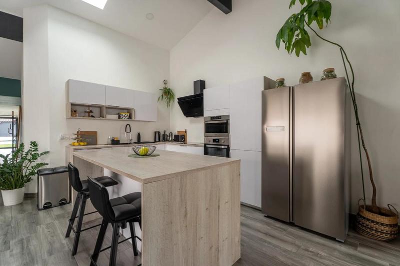 Maison - 146 m² - 6 pièces