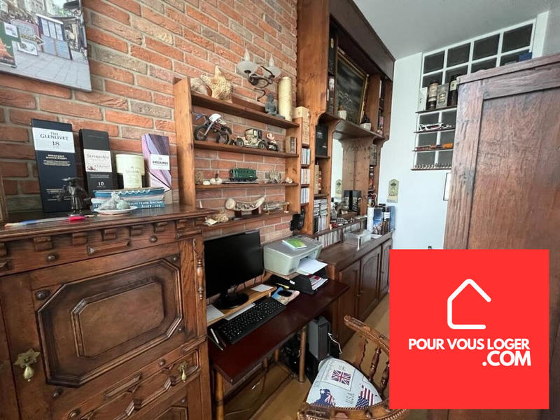 Maison - 200 m² - 7 pièces