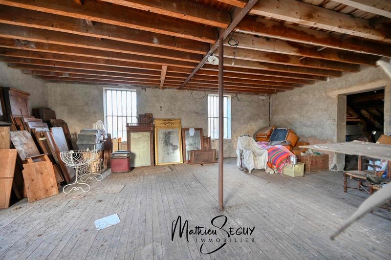 Propriété - 292 m² - 7 pièces