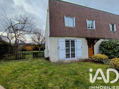 Maison - 93 m² - 4 pièces