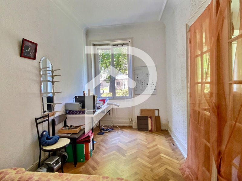 Appartement - 96 m² - 4 pièces