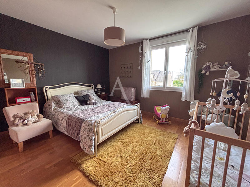 Maison - 185 m² - 5 pièces