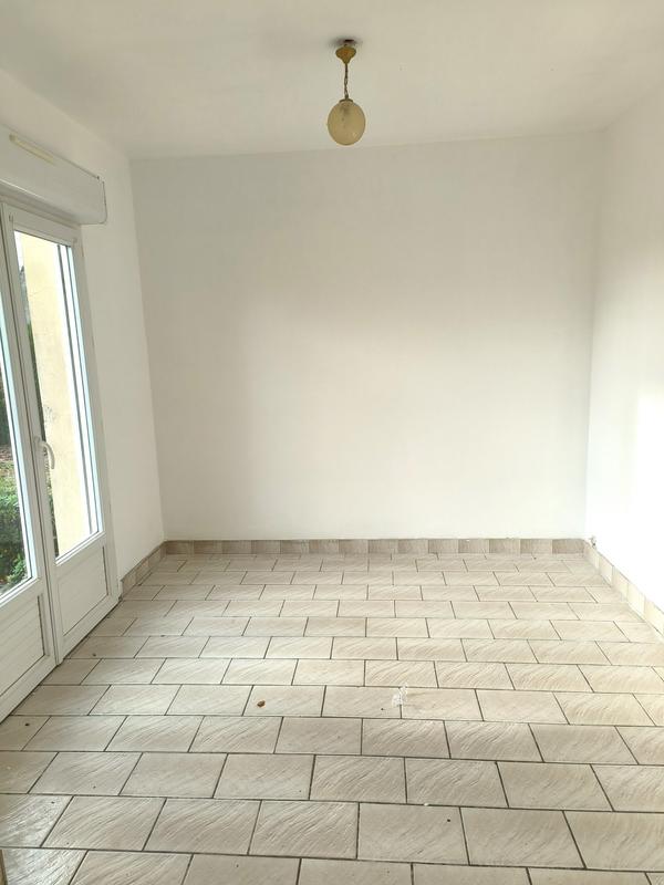 Maison traditionnelle - 90 m² - 5 pièces