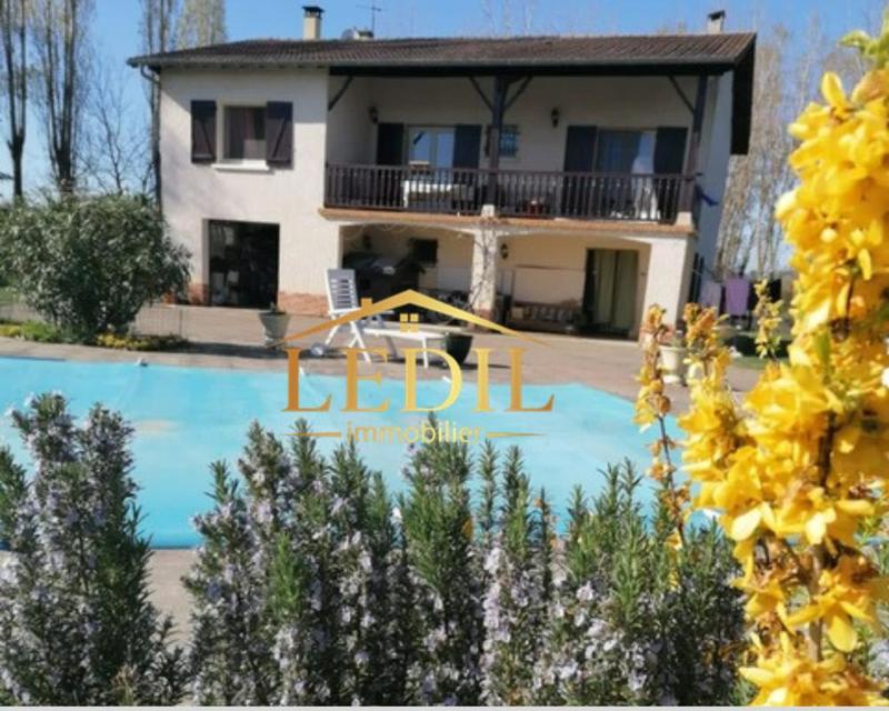 Maison - 162 m² - 5 pièces