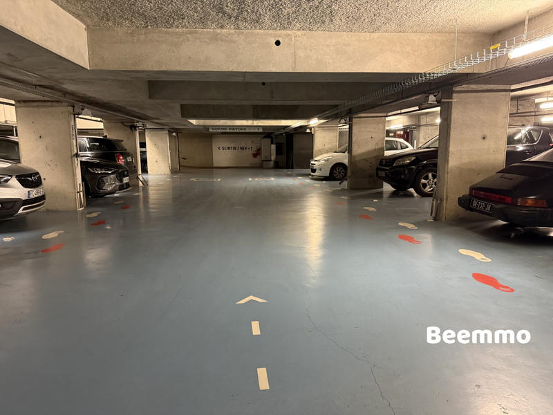 Parking / Garage - 14 m²