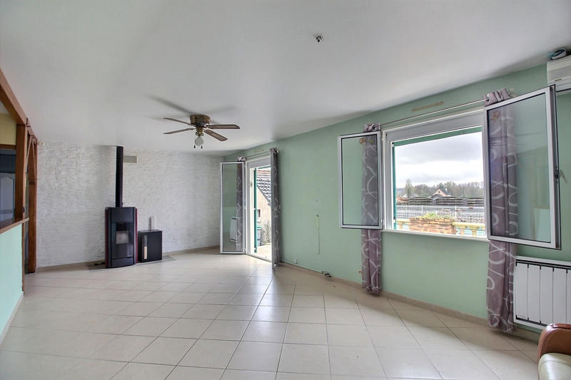 Villa - 99 m² - 6 pièces