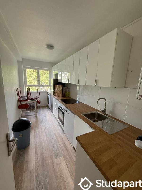 Chambre - 12 m² - 1 pièce