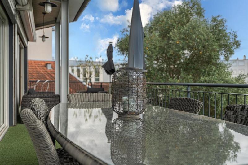 Appartement - 297 m² - 6 pièces