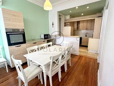 Appartement - 83 m² - 4 pièces