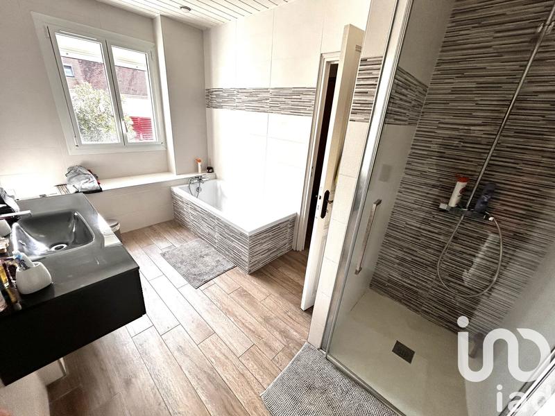 Maison - 152 m² - 5 pièces