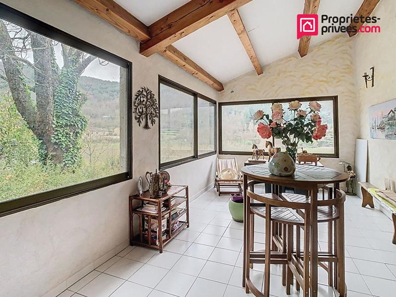 Maison - 188 m² - 8 pièces