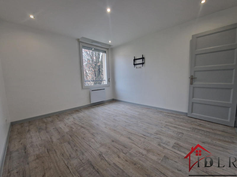 Appartement - 102 m² - 6 pièces