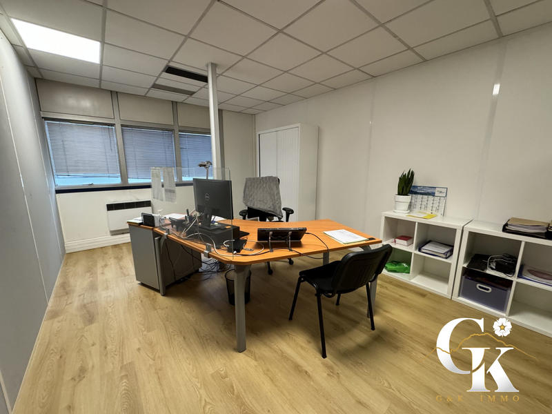 Bureau - 294 m²