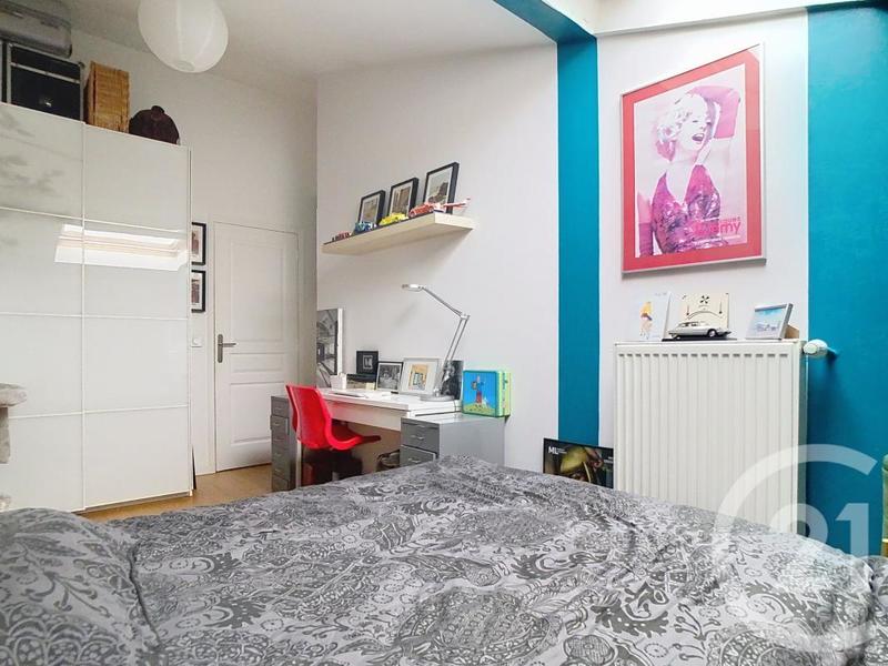 Loft - 85 m² - 5 pièces