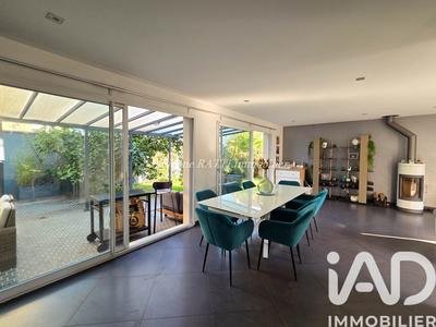 Maison - 125 m² - 5 pièces