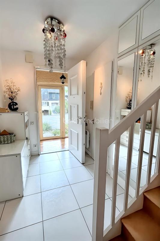 Pavillon - 125 m² - 6 pièces