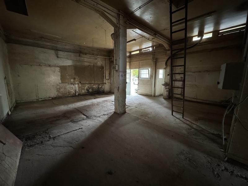 Local commercial - 113 m²