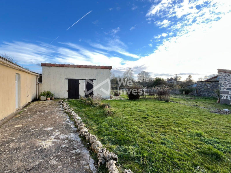 Maison - 90 m² - 5 pièces