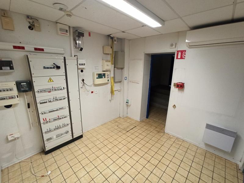 Fonds de commerce - 448 m²