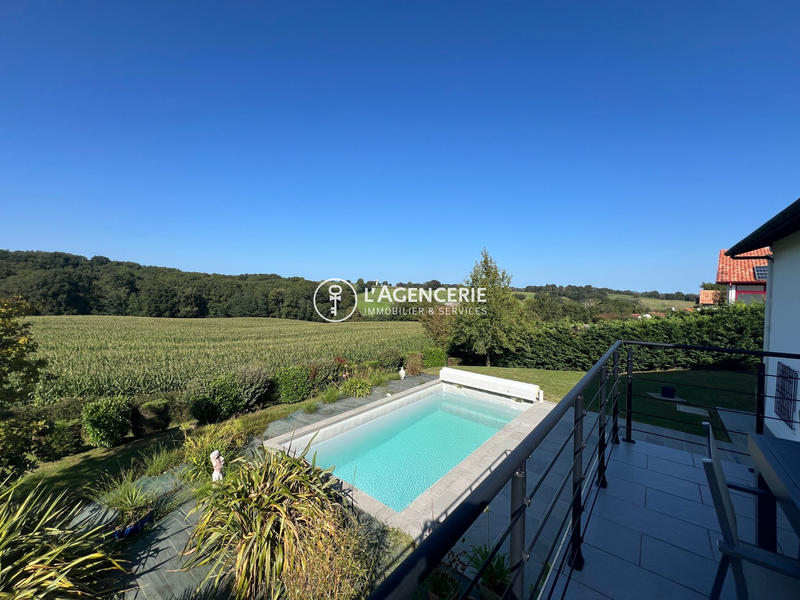 Maison contemporaine - 152 m² - 5 pièces