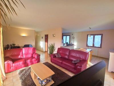 Maison - 110 m² - 7 pièces