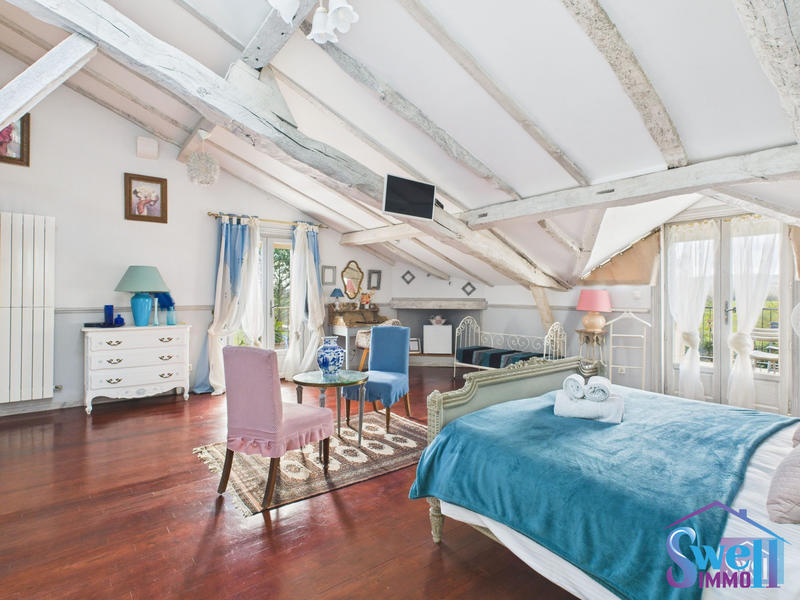 Mas - 543 m² - 16 pièces