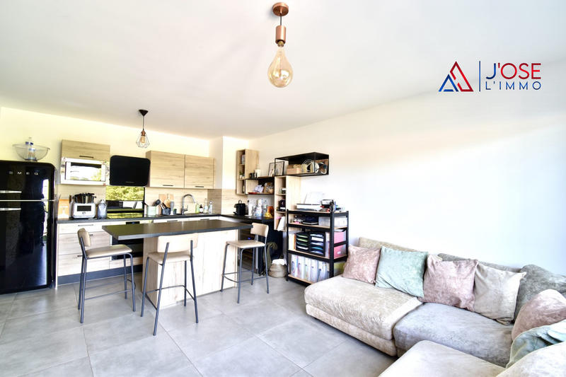 Appartement - 60 m² - 3 pièces