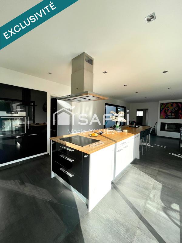 Maison - 174 m² - 6 pièces