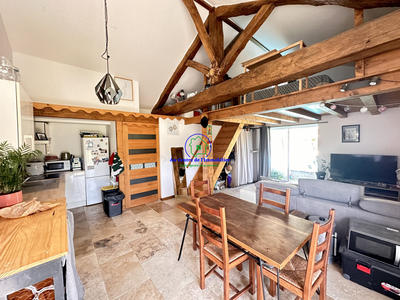 Maison - 322 m² - 10 pièces