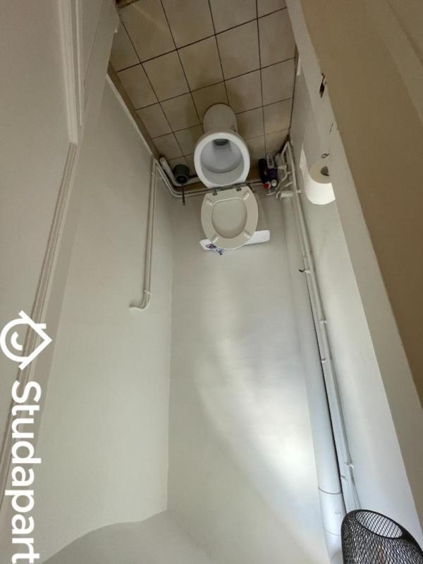 Chambre - 9 m² - 1 pièce