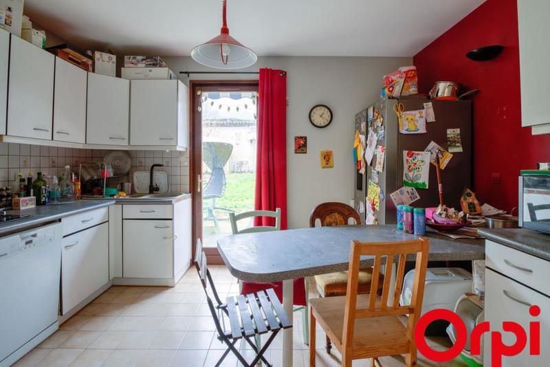 Villa - 99 m² - 5 pièces