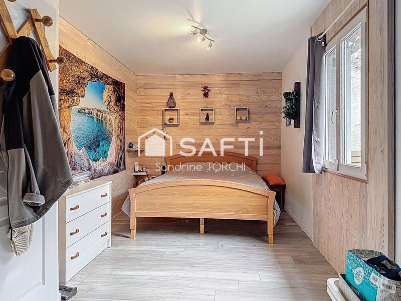 Maison - 151 m² - 6 pièces