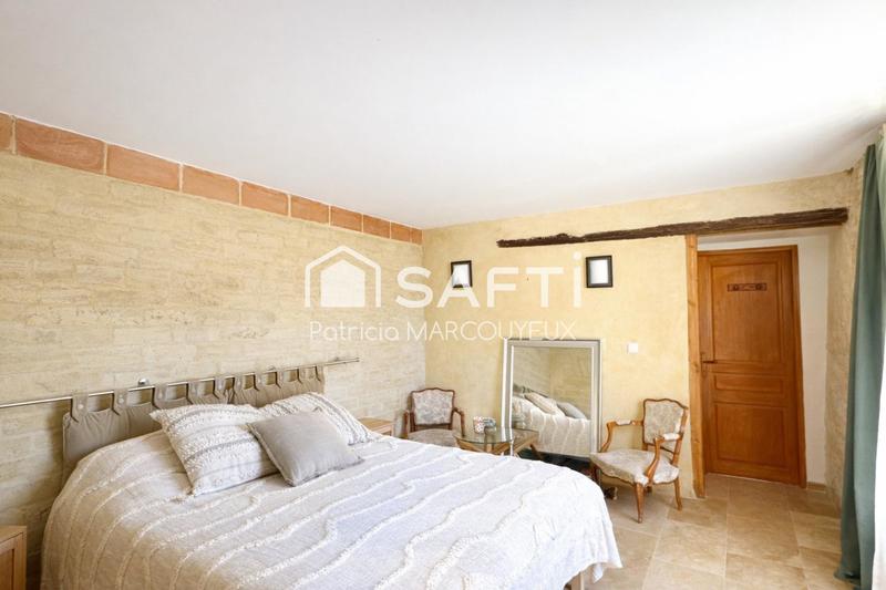 Maison - 400 m² - 10 pièces