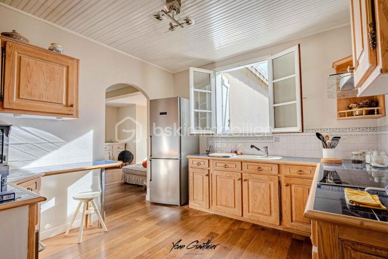 Maison - 151 m² - 6 pièces