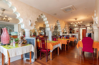 Local commercial - 153 m² - 2 pièces