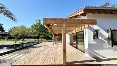 Maison - 170 m² - 5 pièces