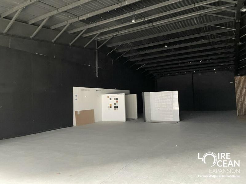 Local commercial - 469 m²