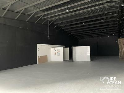 Local commercial - 469 m²