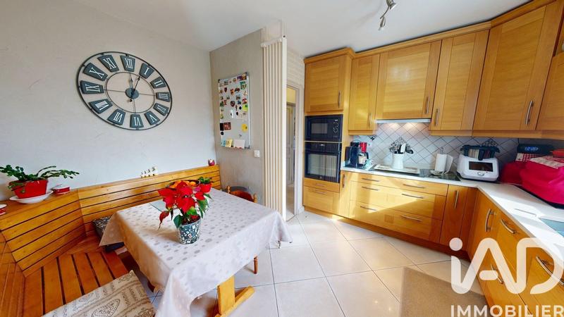 Maison - 140 m² - 6 pièces