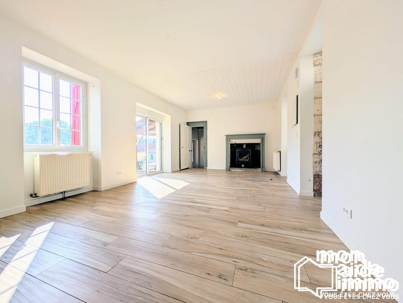 Maison - 105 m² - 4 pièces