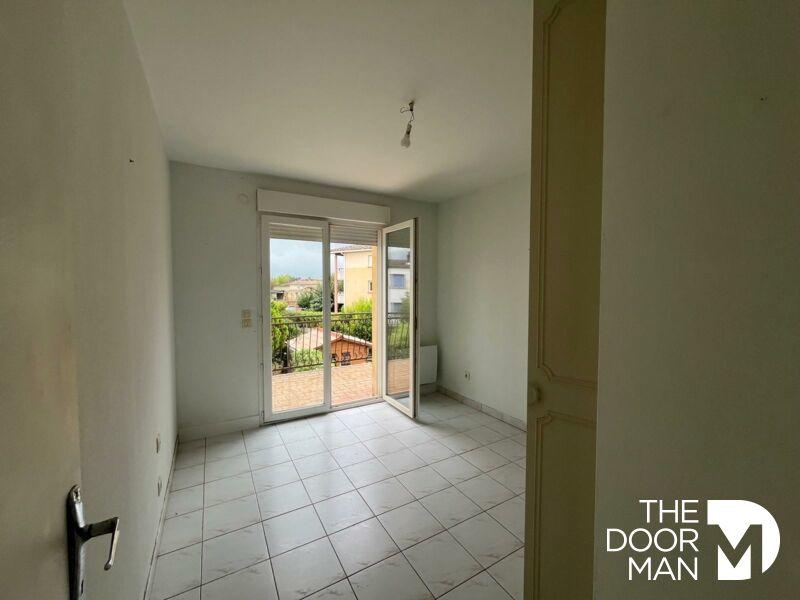 Maison jumelée - 86 m² - 5 pièces